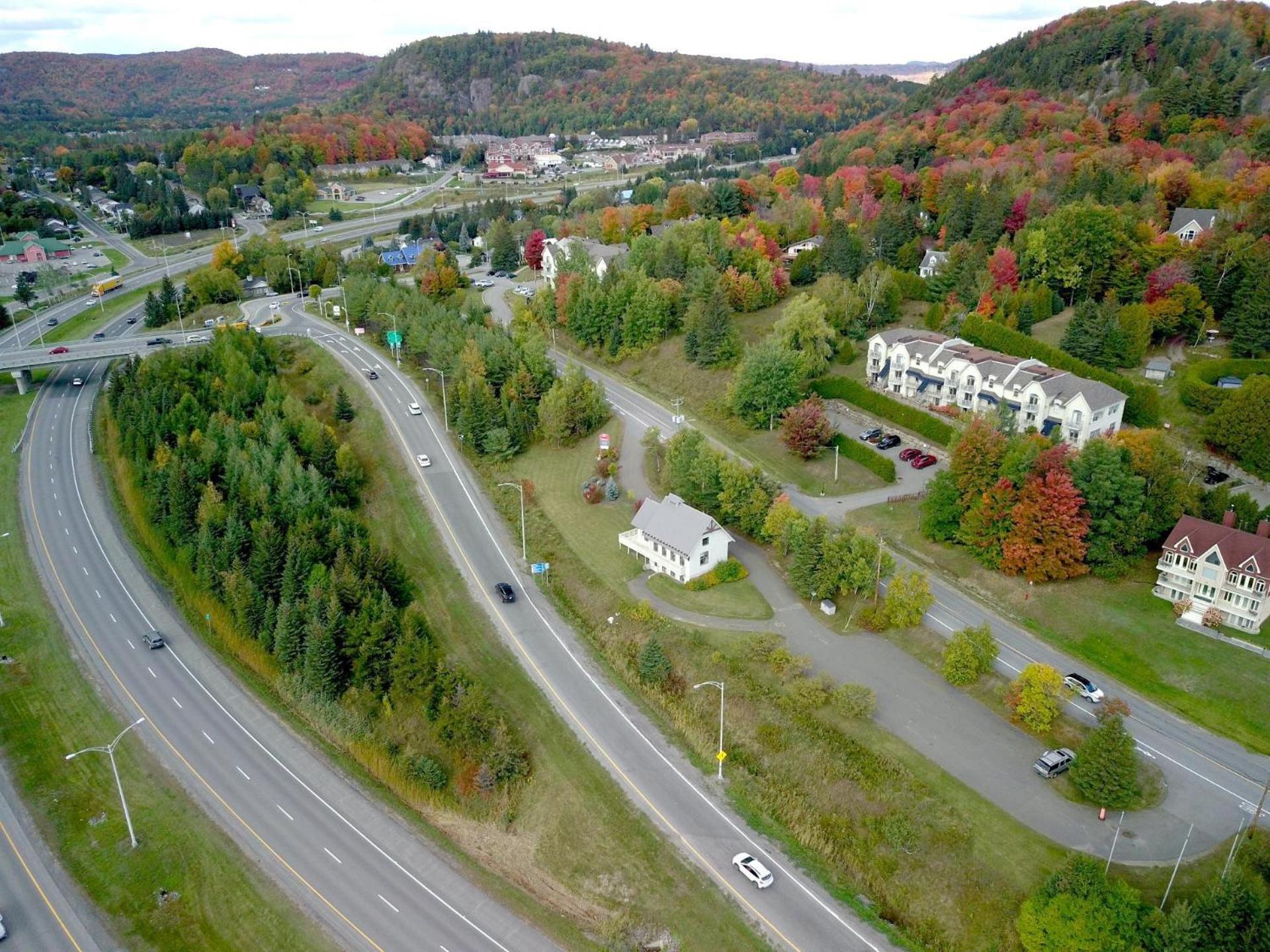 Studio-Hotel Villegiature Saint-Sauveur Piedmont Eksteriør bilde