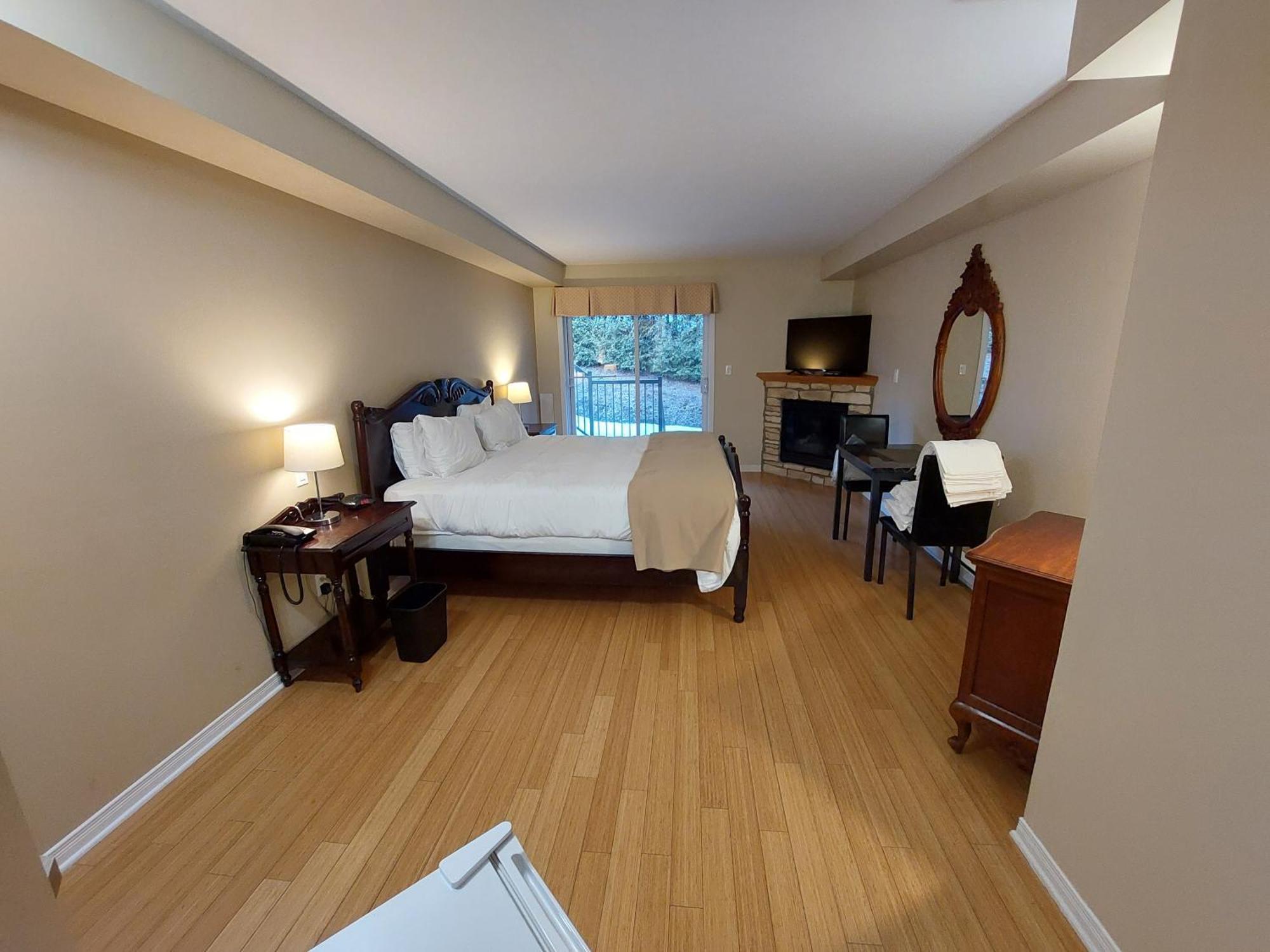 Studio-Hotel Villegiature Saint-Sauveur Piedmont Eksteriør bilde
