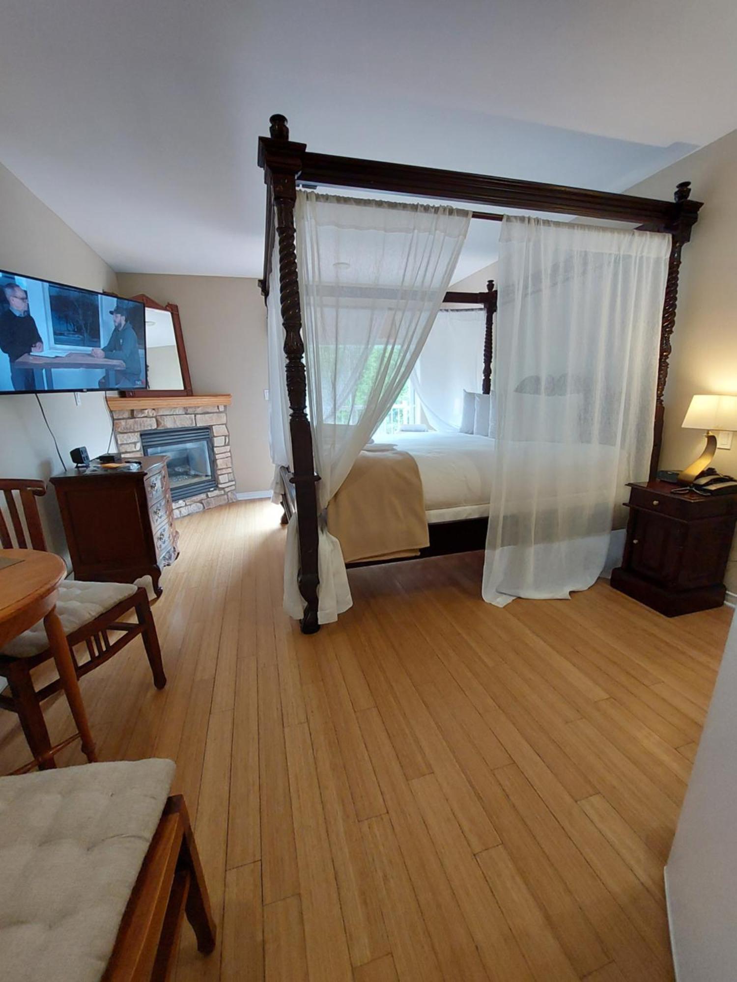 Studio-Hotel Villegiature Saint-Sauveur Piedmont Eksteriør bilde